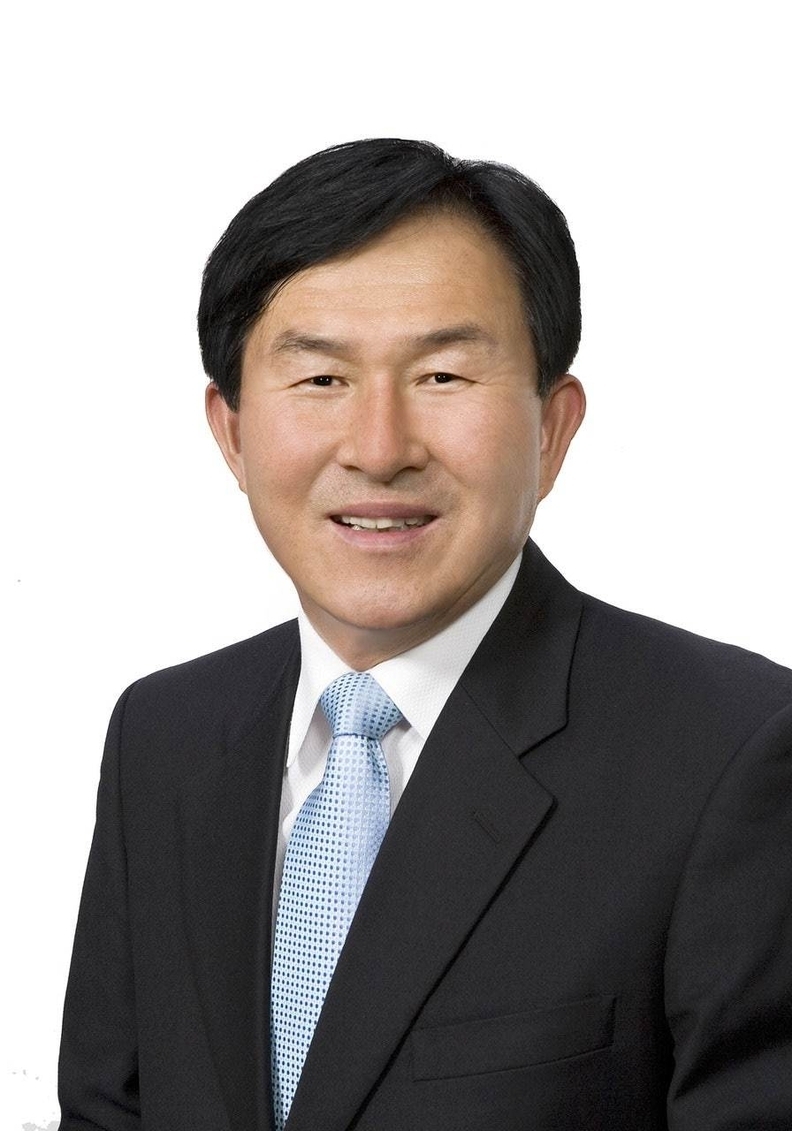 행정학박사 이흥구